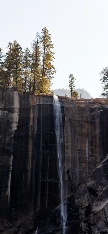 Vernal Falls, Yosemite Valley, California, USA Wallpaper 1125x2436