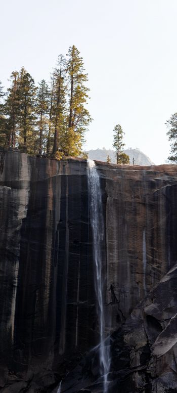 Vernal Falls, Yosemite Valley, California, USA Wallpaper 1440x3200
