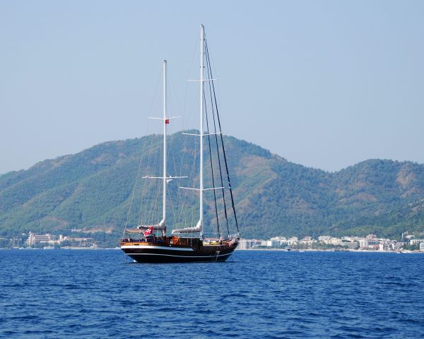 Turkey, sea, ship Wallpaper 1280x1024