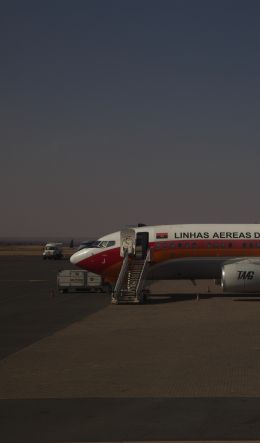 Windhoek, Namibia, plane Wallpaper 600x1024