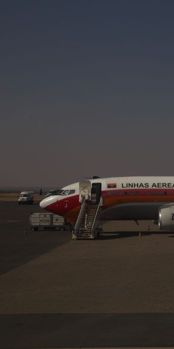 Windhoek, Namibia, plane Wallpaper 720x1440