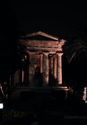 Valletta, Malta, monument Wallpaper 1668x2388