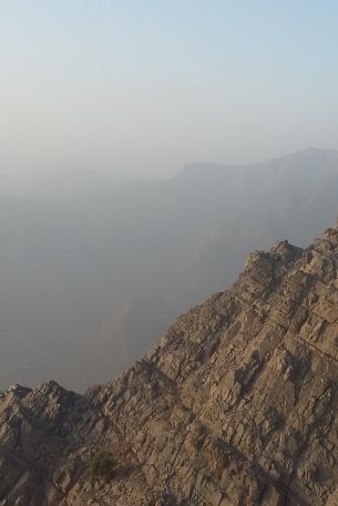 mountains, fog, climbing Wallpaper 640x960