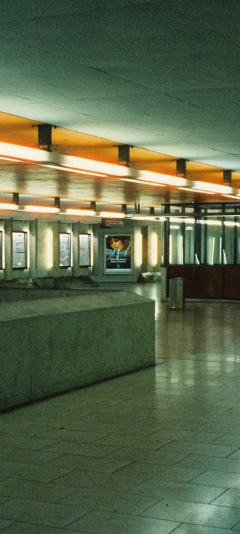 Metro Friedrich-Ebert-Platz, Nuremberg, Bavaria, subway gg Wallpaper 720x1600
