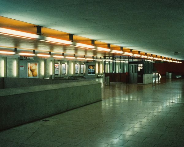 Metro Friedrich-Ebert-Platz, Nuremberg, Bavaria, subway gg Wallpaper 1280x1024