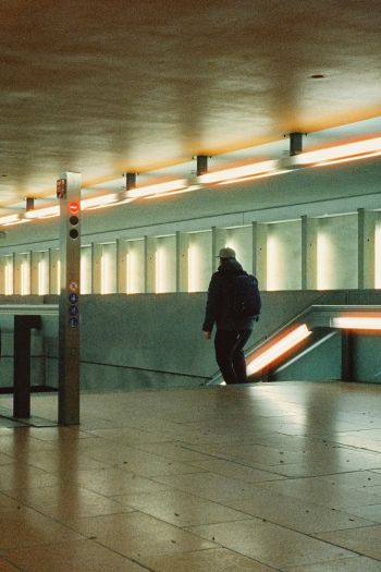 Metro Friedrich-Ebert-Platz, Nuremberg, Bavaria, subway gg Wallpaper 640x960