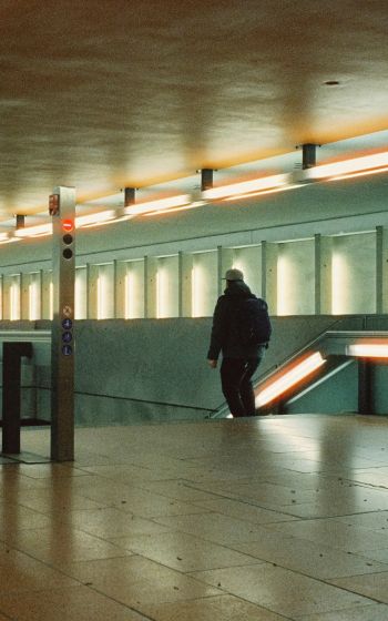 Metro Friedrich-Ebert-Platz, Nuremberg, Bavaria, subway gg Wallpaper 800x1280