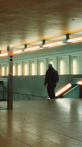 Metro Friedrich-Ebert-Platz, Nuremberg, Bavaria, subway gg Wallpaper 640x1136