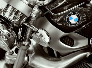 BMW, логотип, chrome Wallpaper 1024x768