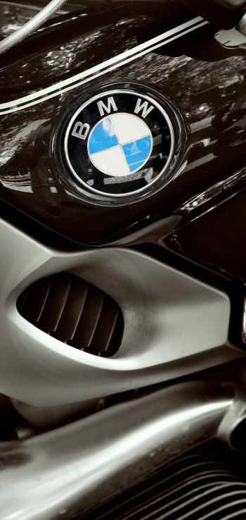Обои 720x1520 BMW, логотип, хром