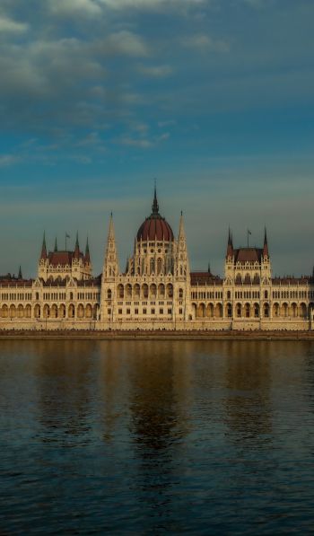 Обои 600x1024 Будапешт, Венгрия, парламент, строительство