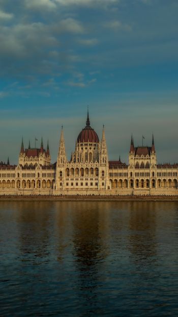 Budapest, hungary, parliament, construction Wallpaper 640x1136