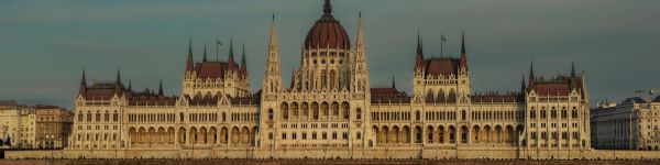 Обои 1590x400 Будапешт, Венгрия, парламент, строительство