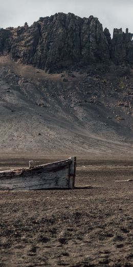 dead lands, old boats, sands Wallpaper 720x1440