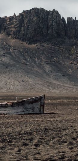 dead lands, old boats, sands Wallpaper 1080x2220