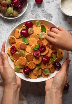 breakfast, fritters, fruit Wallpaper 1640x2360