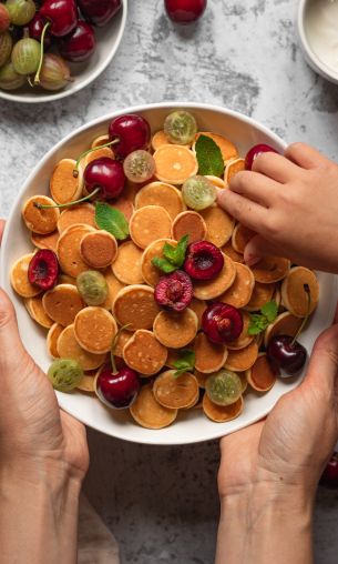 breakfast, fritters, fruit Wallpaper 1200x2000