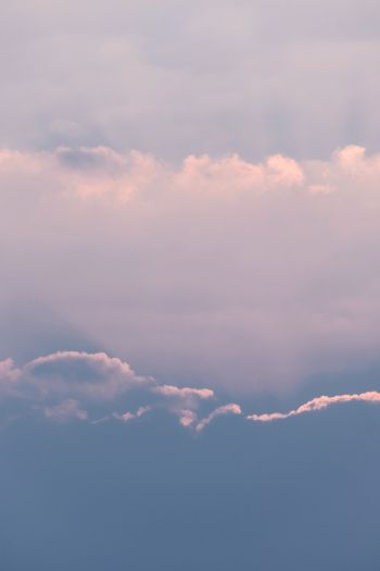 Обои 640x960 облака, выше облаков, розовое