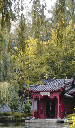 China, Japan, beautiful roofs Wallpaper 600x1024