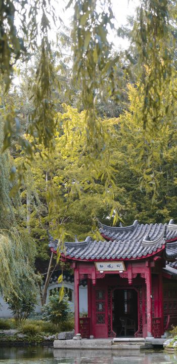 China, Japan, beautiful roofs Wallpaper 1440x2960