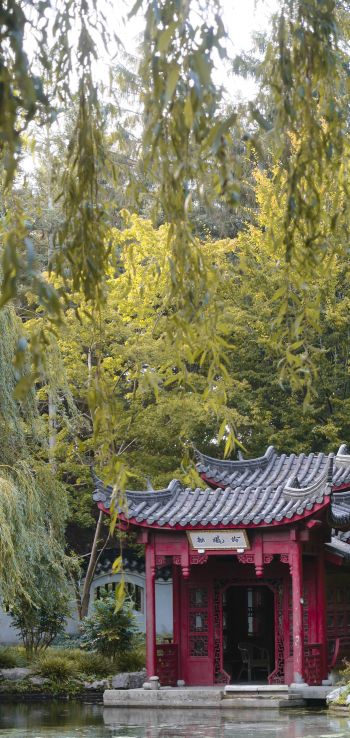 China, Japan, beautiful roofs Wallpaper 1080x2280