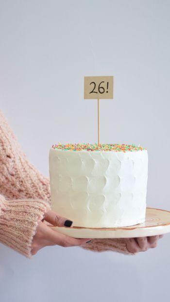 Обои 640x1136 торт, бежевый, с днем рождения