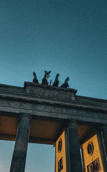 Обои 1600x2560 Бранденбургские ворота, Берлин, Германия, путешествия