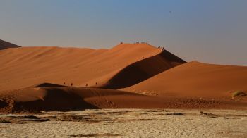 Sossusvlei, Namibia, desert, sands Wallpaper 1366x768