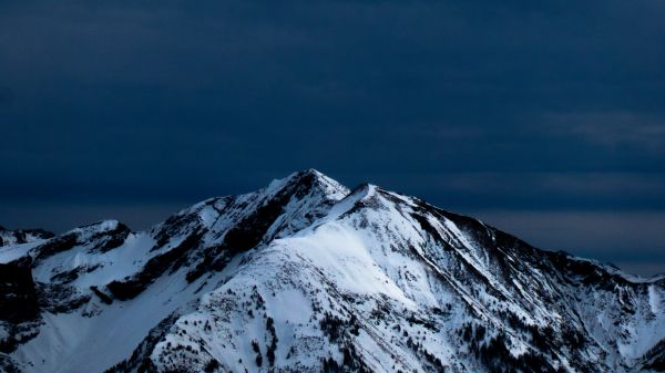 mountains, snow, mountain peaks Wallpaper 1600x900