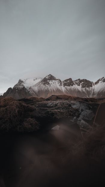 Обои 640x1136 Исландия, горы, горные вершины