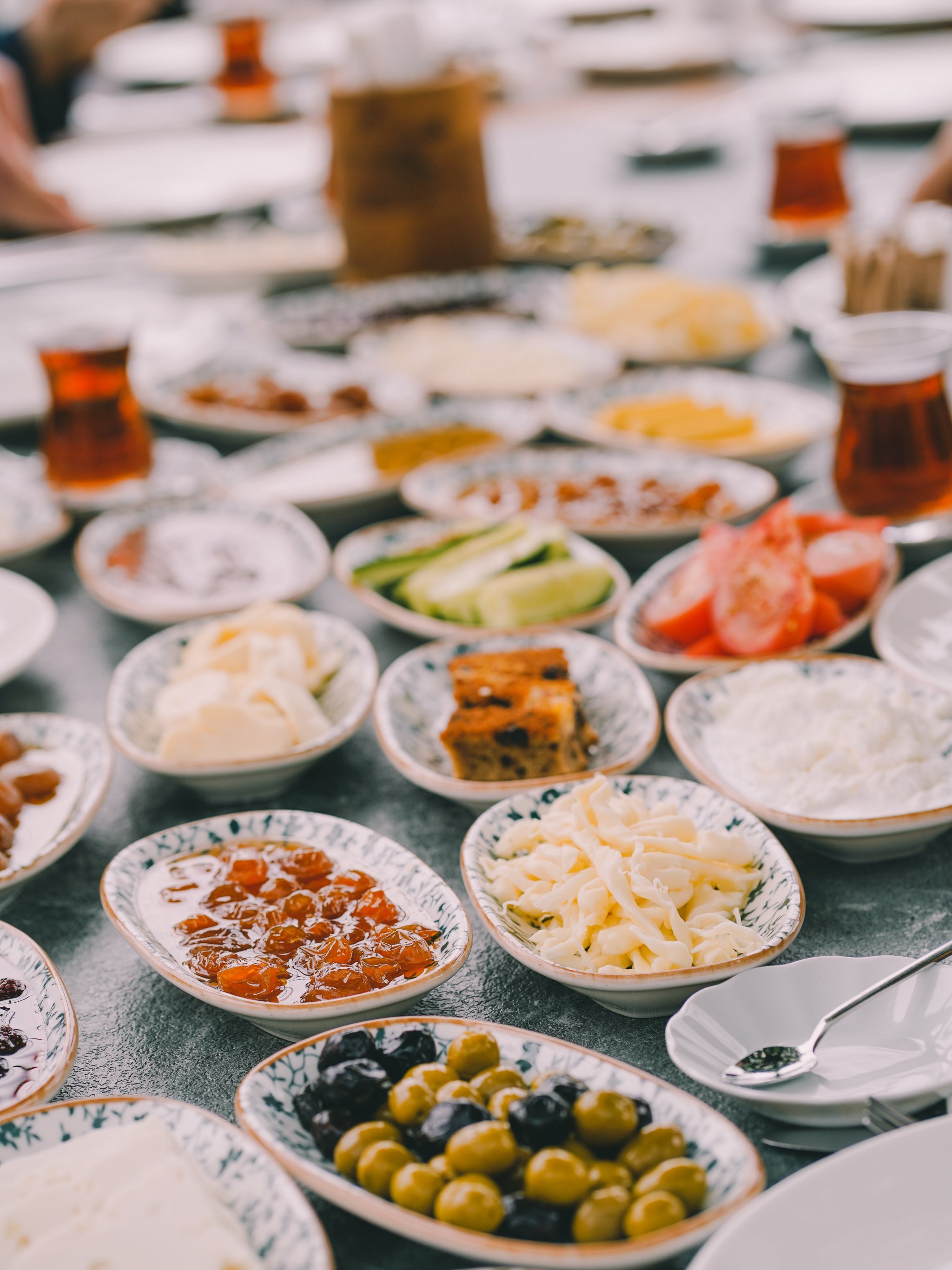 Азербайджанский стол с едой. Турецкий завтрак. Турецкий завтрак как готовить. Азербайджан стол