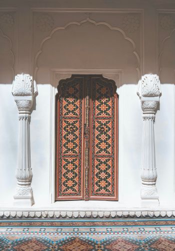 carved door, columns, white Wallpaper 1668x2388