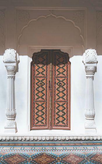carved door, columns, white Wallpaper 1752x2800