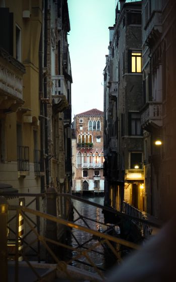Обои 1600x2560 Венеция, столичный город Венеция, Италия