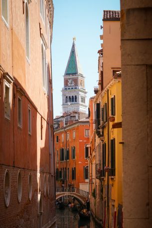 Venice, metropolitan city of venice, Italy Wallpaper 640x960