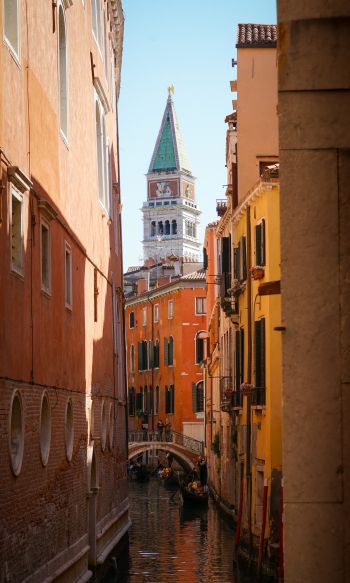 Venice, metropolitan city of venice, Italy Wallpaper 1200x2000