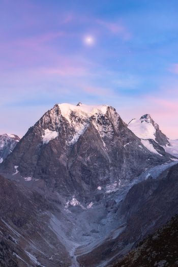 Обои 640x960 Швейцария, горы, горные вершины