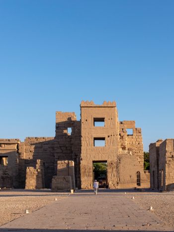 Обои 1620x2160 Египет, развалины, древний город