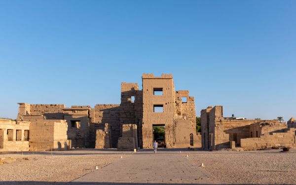 Обои 2560x1600 Египет, развалины, древний город
