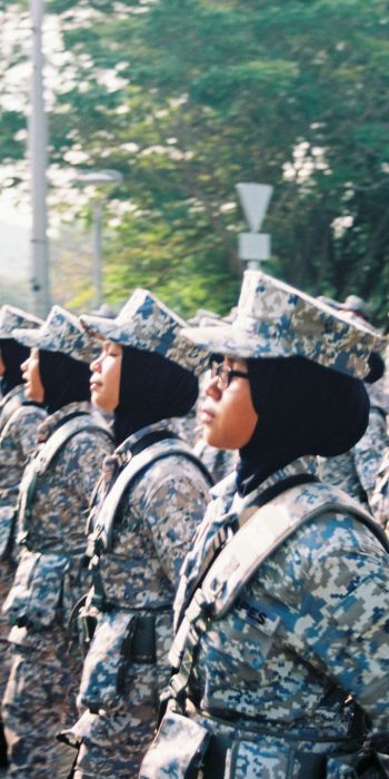 Обои 720x1440 Путраджайя, Малайзия, армия
