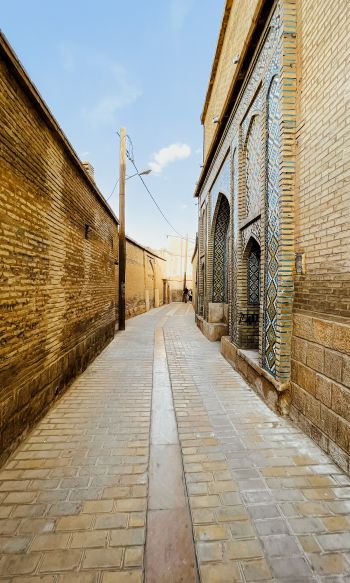 Shiraz, province of Fars, Iran, old street Wallpaper 1200x2000