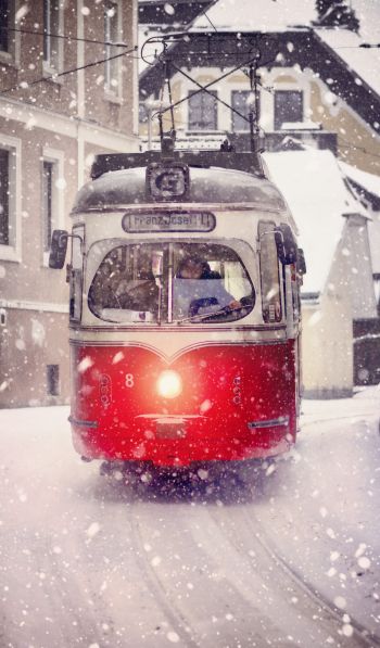 Обои 600x1024 трамвай, снег