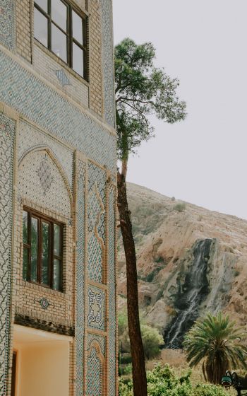 Shiraz, province of Fars, Iran, building Wallpaper 800x1280