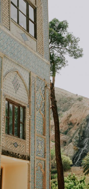 Shiraz, province of Fars, Iran, building Wallpaper 720x1520