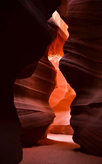 Antelope Canyon, Arizona, USA Wallpaper 1600x2560