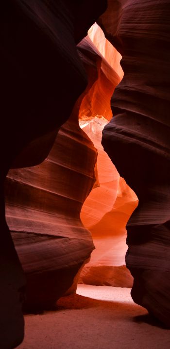 Antelope Canyon, Arizona, USA Wallpaper 1440x2960