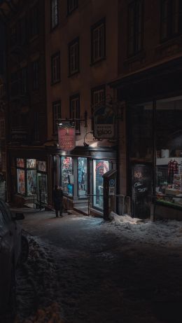 Quebec, Canada, night street Wallpaper 640x1136