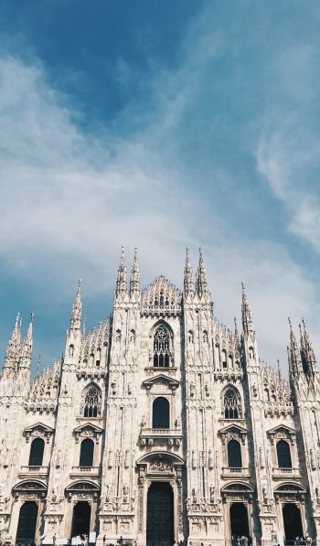 Milan Cathedral, Milan, Italy Wallpaper 600x1024