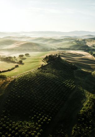 San Quirico d'Orcia, Italy Wallpaper 1640x2360