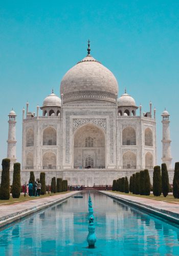 Taj Mahal, Agra, India Wallpaper 1668x2388